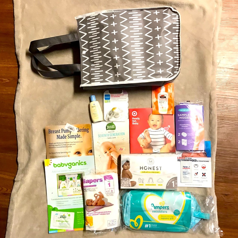 New Mom, Baby Shower, Registry Gift Sample Bag